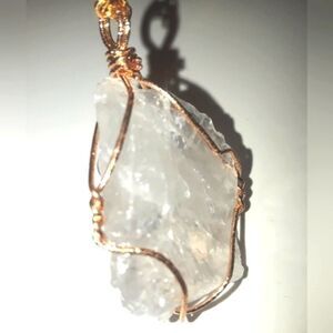 Hand crafted clear quarts natural Healing crystal pendant necklace
